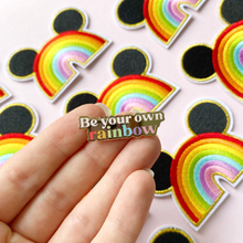 Afbeelding in Gallery-weergave laden, Enamel pin Be your own rainbow
