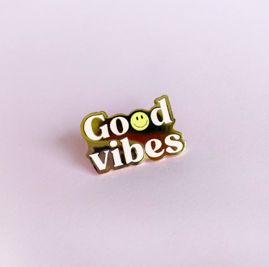 Enamel pin Good vibes